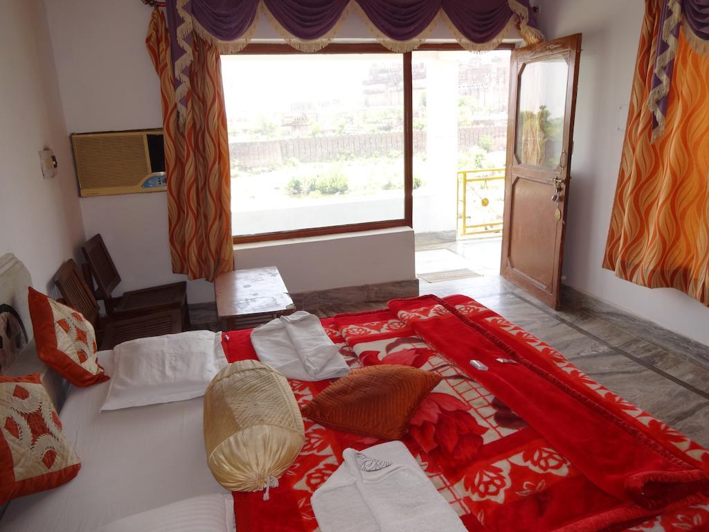 Hotel Fort View Órcsha Kültér fotó